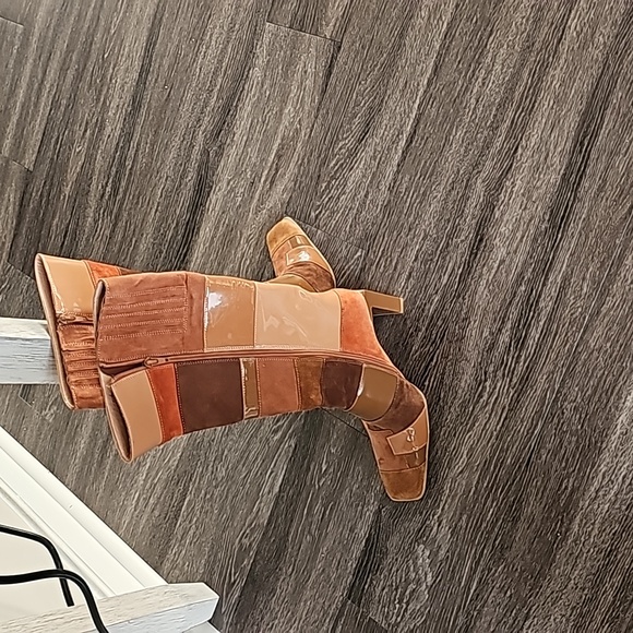 Multi Colored  8 Narrow boot . - Picture 3 of 9